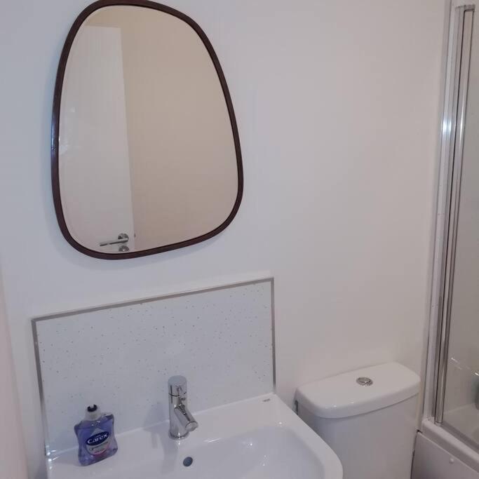 Carvetii - Norman House - 2Nd Floor, 1 Bedroom Flat 보네스 외부 사진
